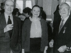 Portrait de Baron-Renouard avec Camille Bourniquel, Lydia Harambourg à la remise de sa légion d'honneur.